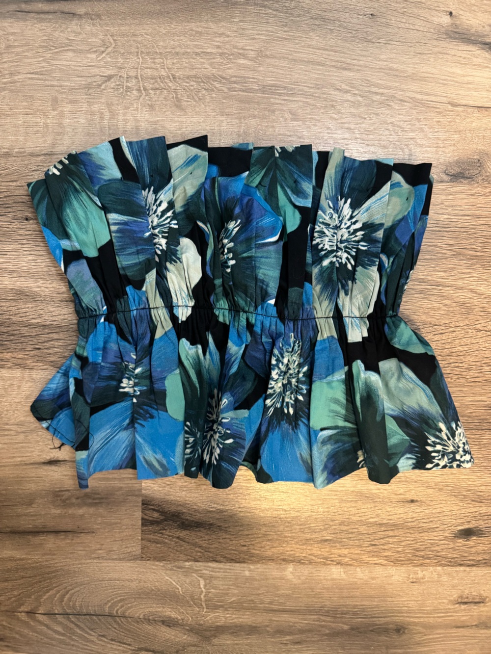Forever 21 Blue and Teal Floral Ruffle Crop Top